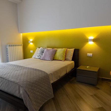 Casa Martina Apartment กาสเตลลัมมาเร ดิ สตาเบีย ภายนอก รูปภาพ