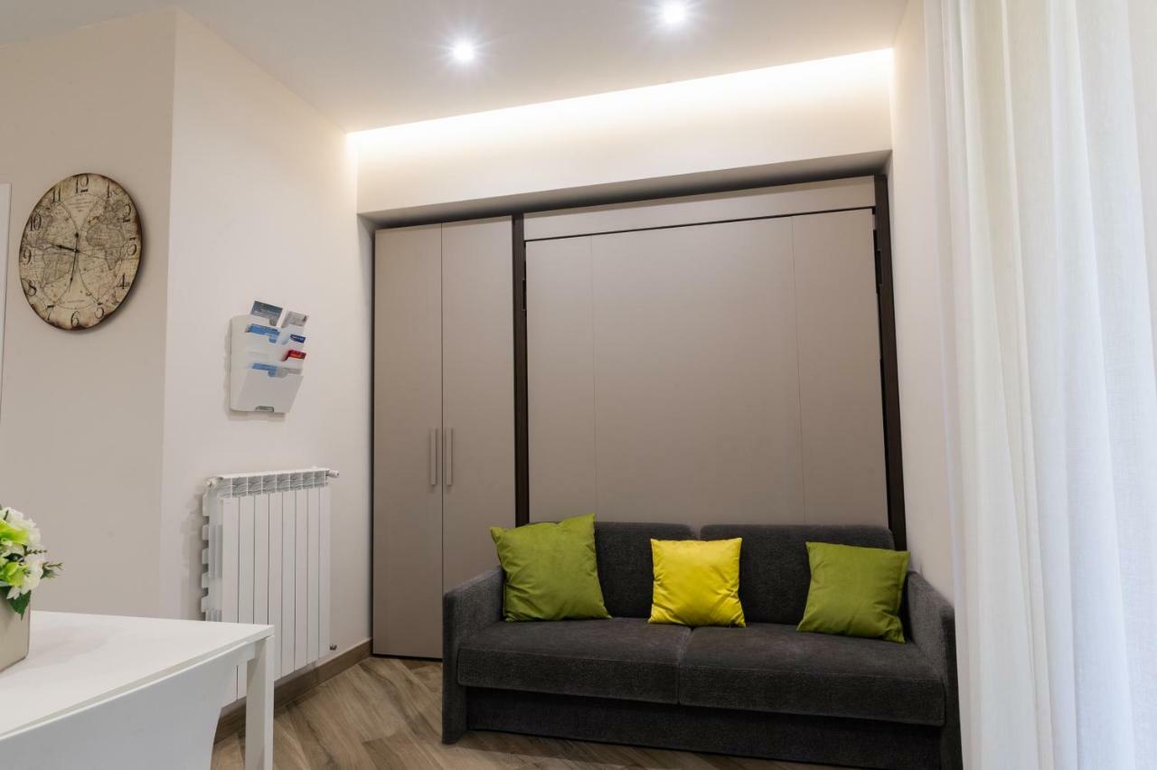 Casa Martina Apartment กาสเตลลัมมาเร ดิ สตาเบีย ภายนอก รูปภาพ